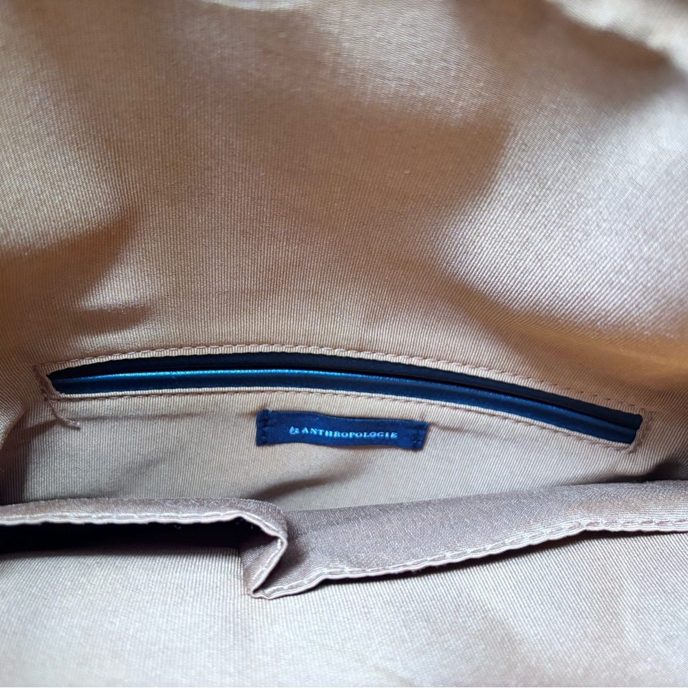 Anthropologie × Tabitha Brown
Tan Fold-Over Clutch - Picture 6 of 7